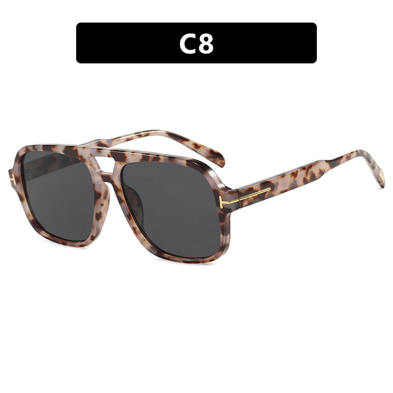 Women's Stylish Sunglasses in Distinctive Rectangular Format Bowlift
