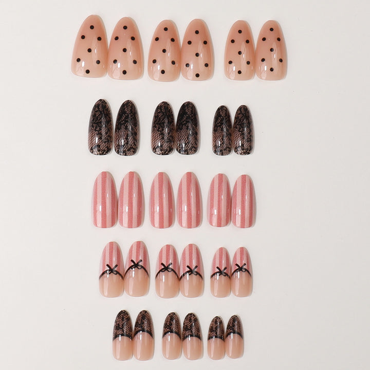 Elegant Lace-Inspired Press-On Nail Set Bowlift