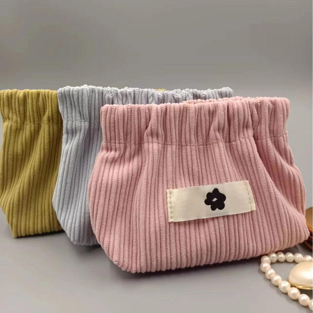 Ladies Cosmetic Pouch Bowlift