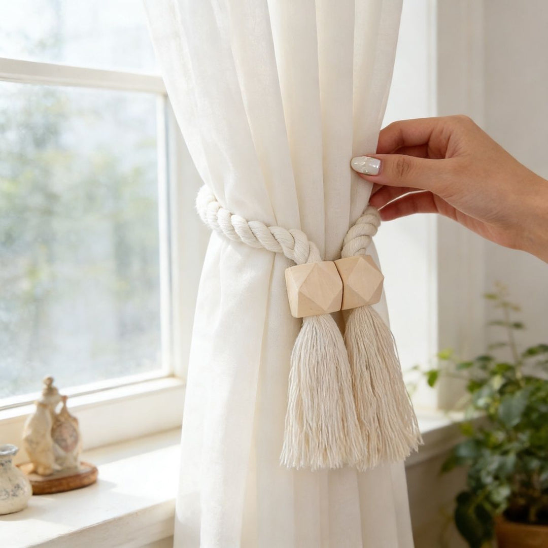 Decorative curtain ties Bowlift