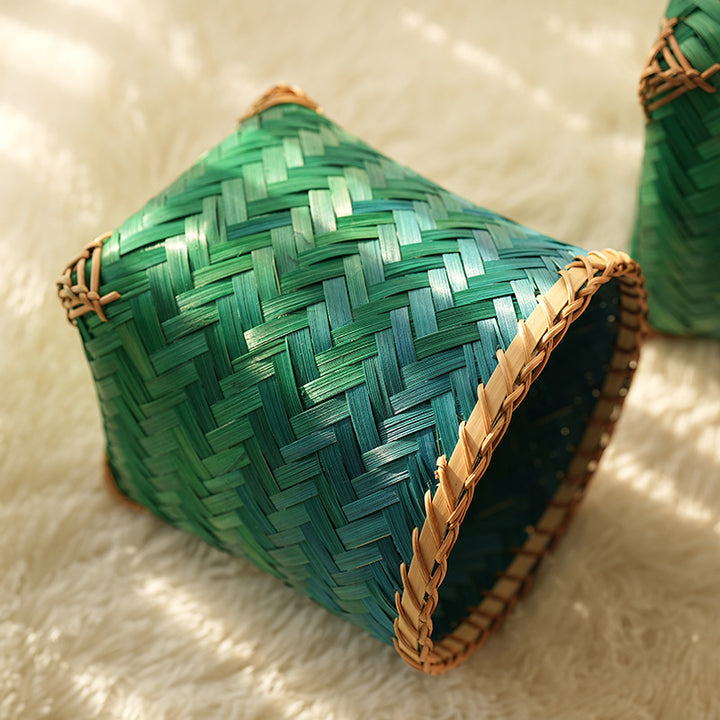 Women's square storage basket made of handwoven natural material Bowlift