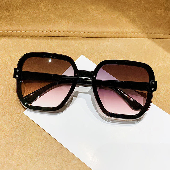 Women's trendy statement sunglasses Bowlift