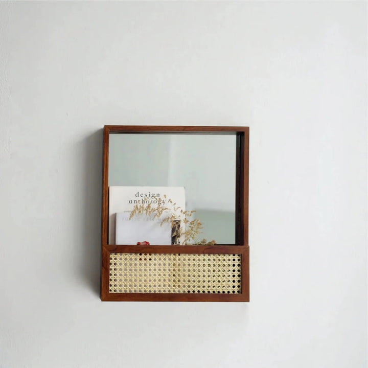 Rustic wall mirror with natural rattan frame Bowlift