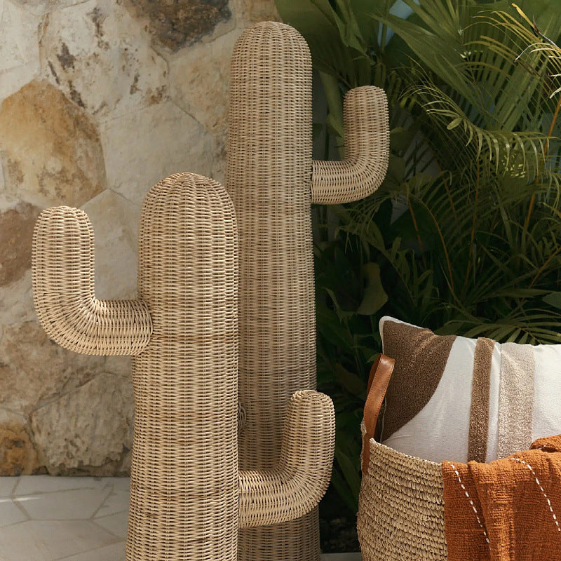 Decorative basket in the shape of a cactus Bowlift