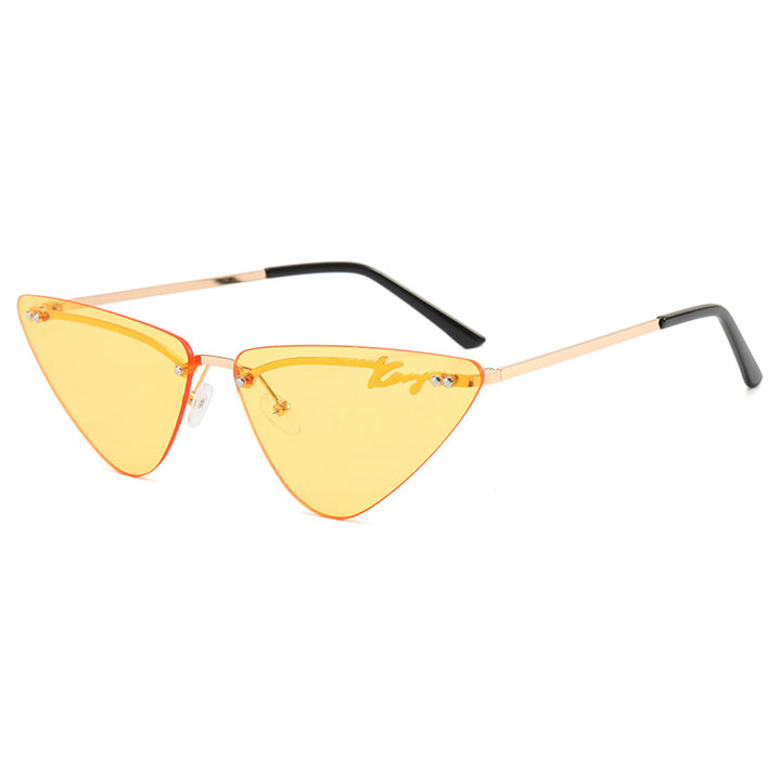 Ladies Trendy Cat-Eye Sunglasses with Feminine Frame Bowlift