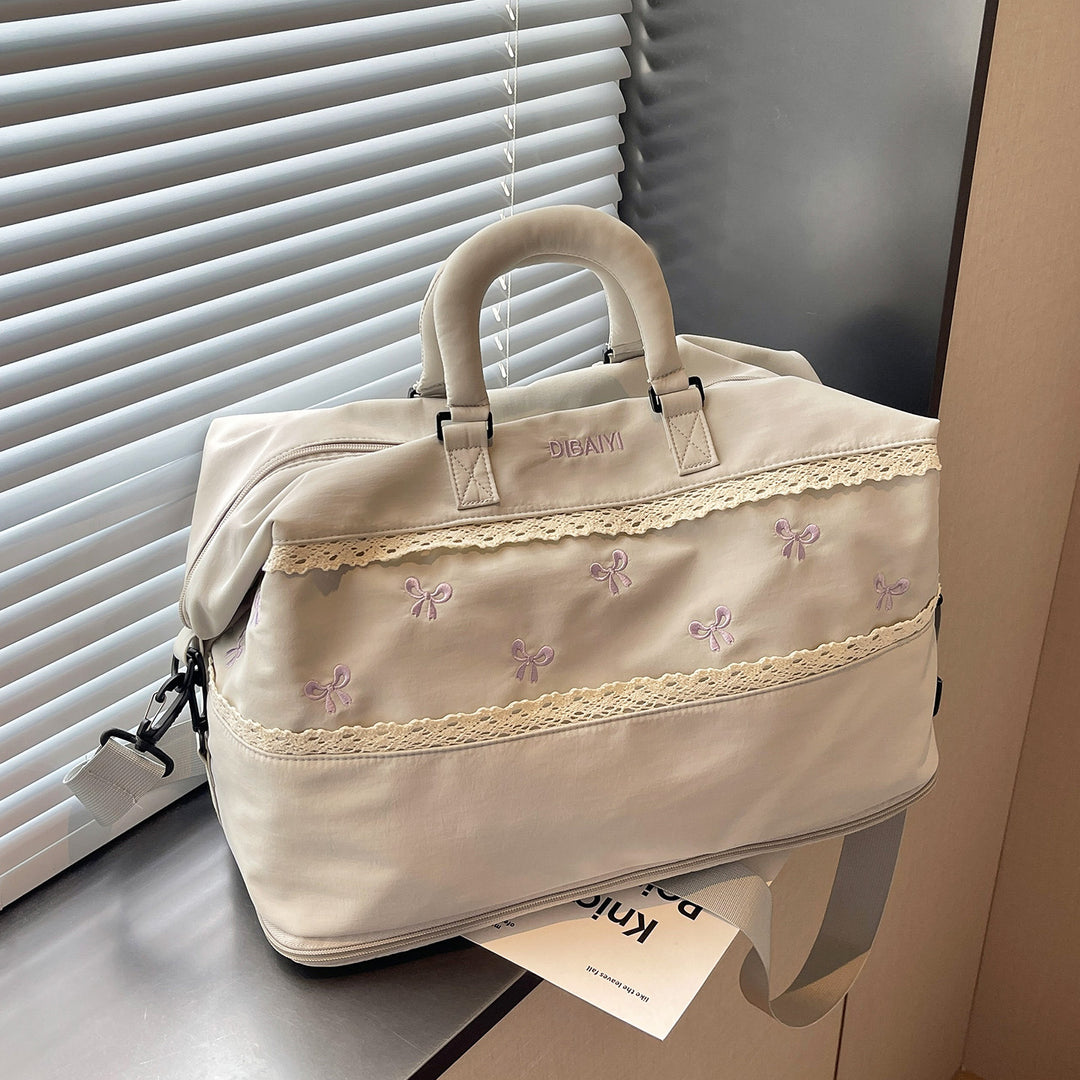 Fashionable Multi-Pocket Travel Duffle Bowlift