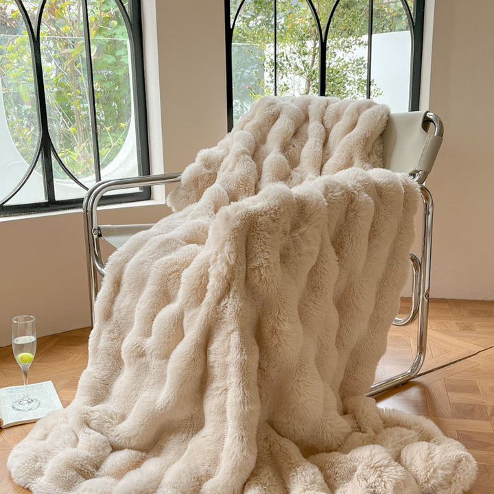 Ladies Snuggle Blanket Bowlift