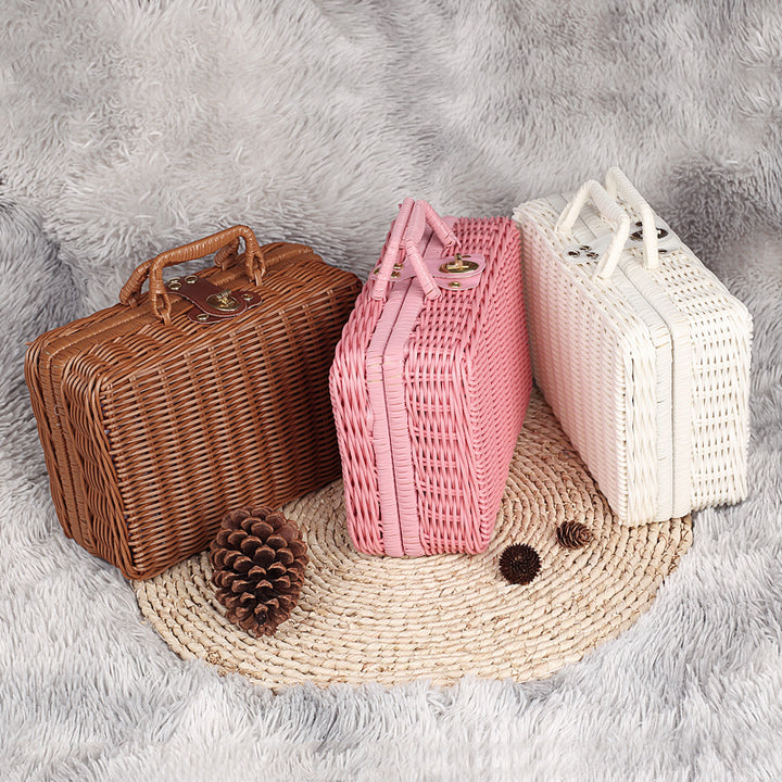 Vintage-Inspired Woven Storage Case Bowlift