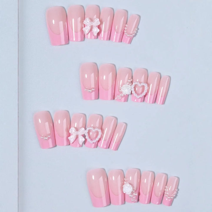 Artificial nail set with romantic heart and flower decorations Bowlift