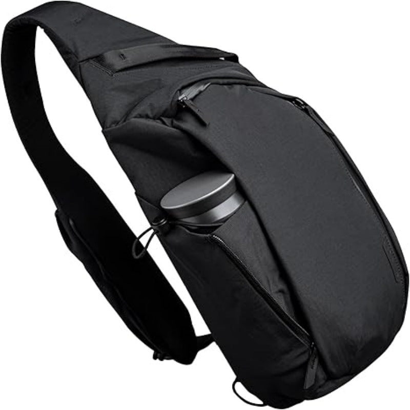 Practical sling bag with special compartments Bowlift