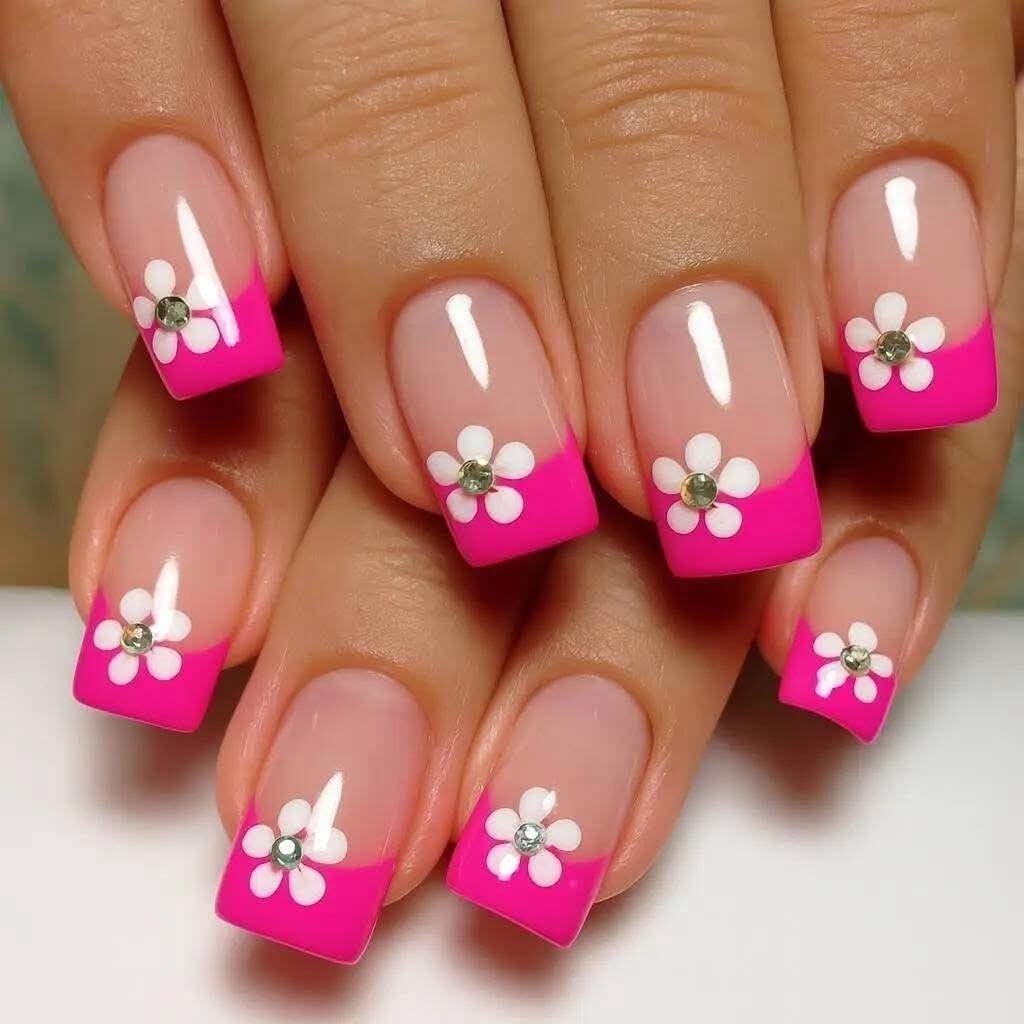 Artificial nails with floral 3D applications Bowlift