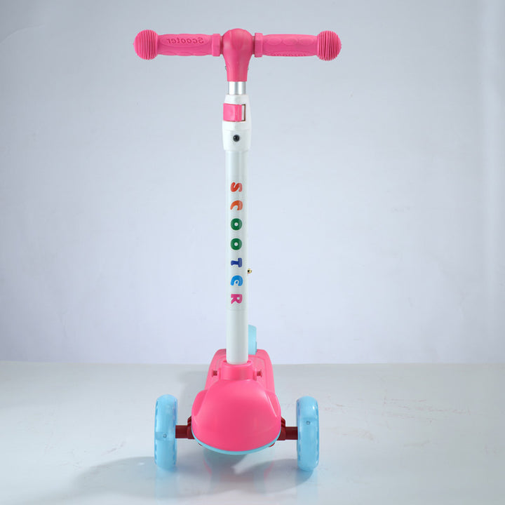 Sturdy Three-Wheel Kick Scooter Bowlift