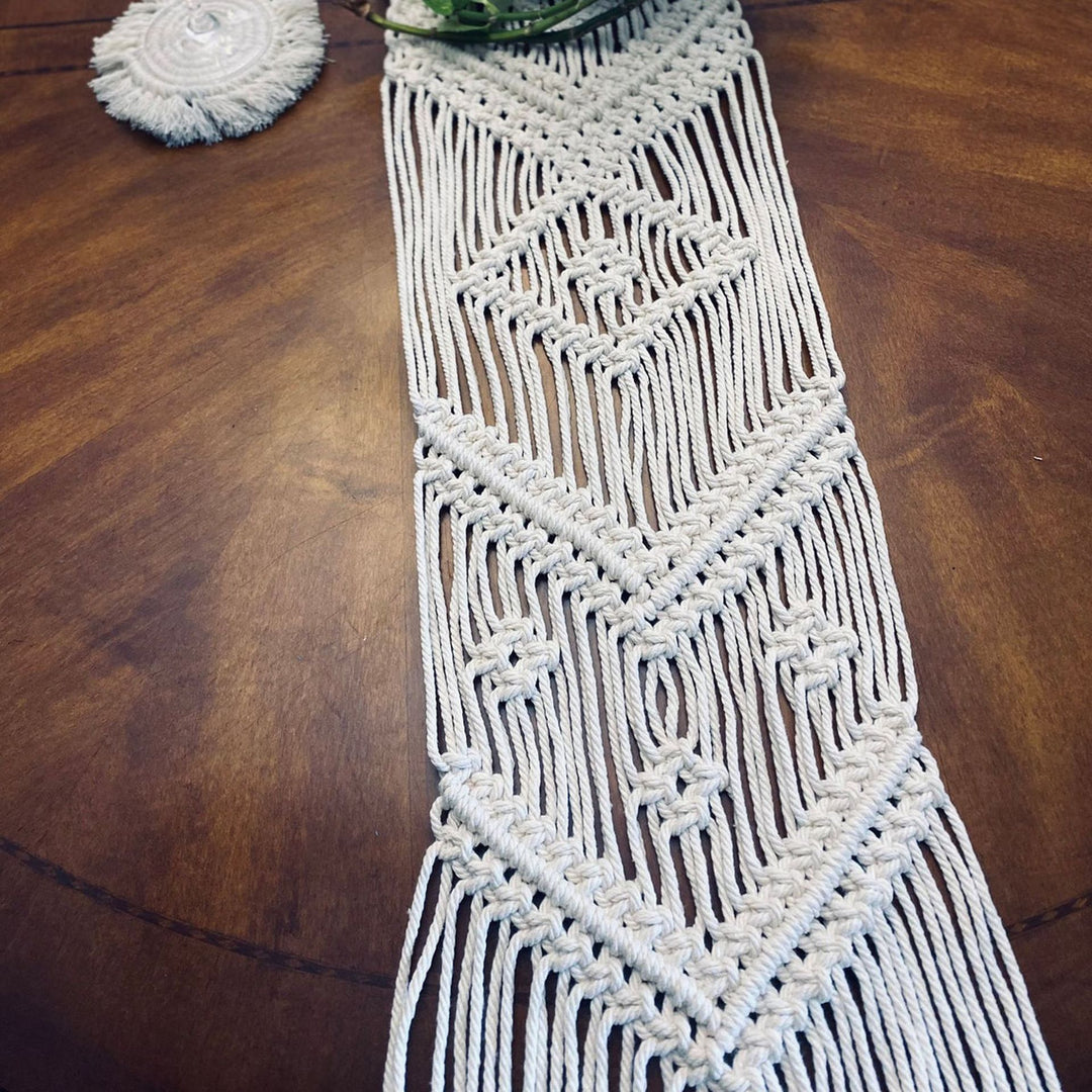 Decorative Macrame Table Runner Bowlift