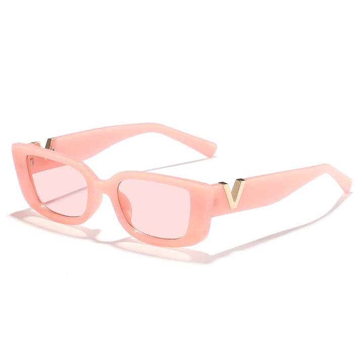 Ladies fashionable square sunglasses with golden accents Bowlift