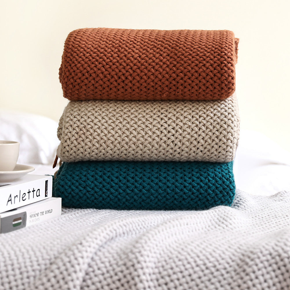 Women cozy knit blanket with decorative pattern Bowlift