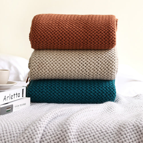 Women cozy knit blanket with decorative pattern Bowlift