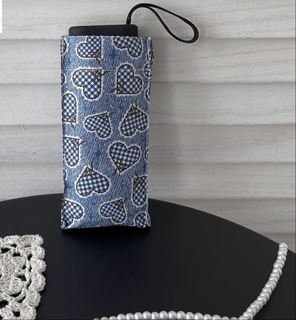 Women's compact umbrella with unique design Bowlift
