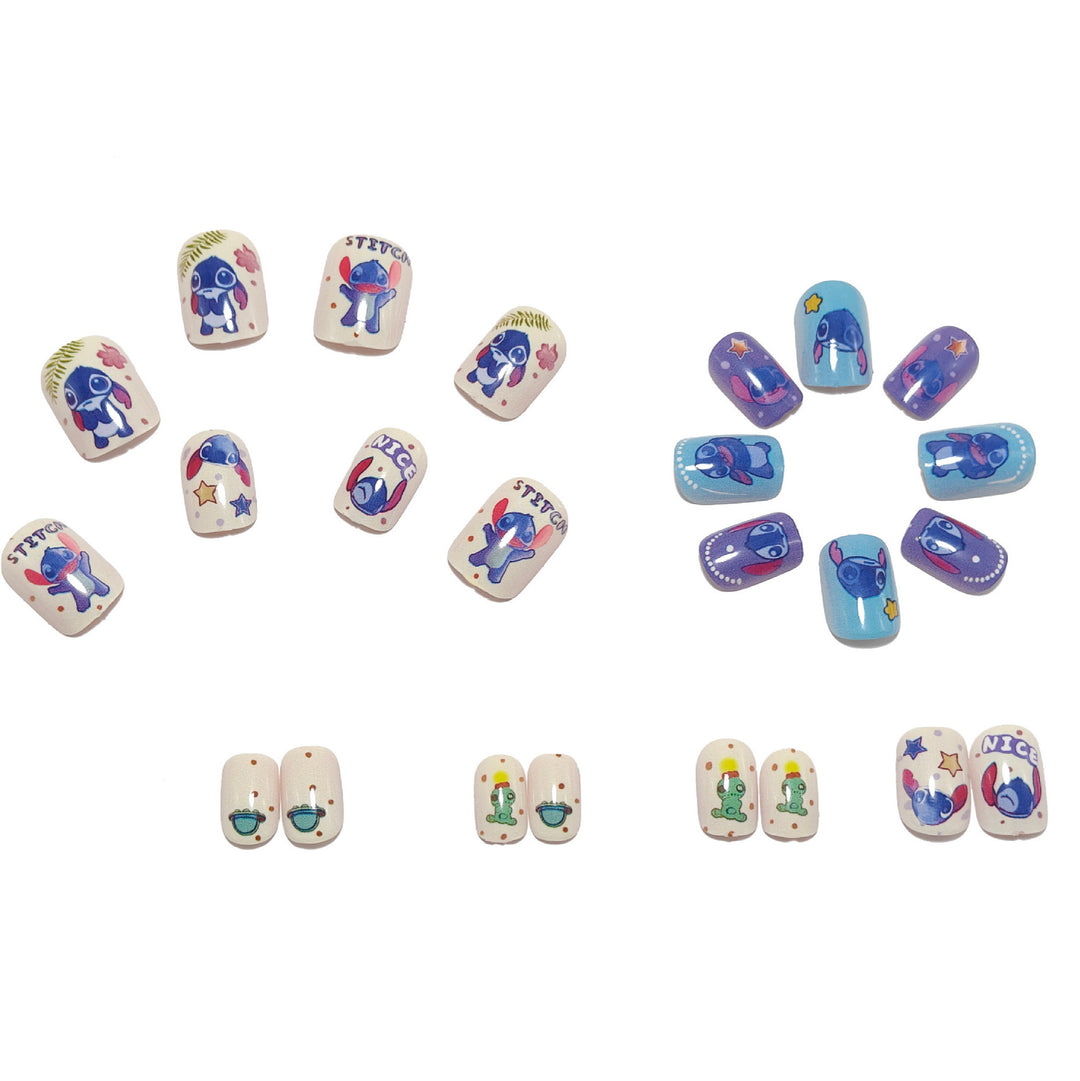 Creative artificial nails with playful animal design Bowlift