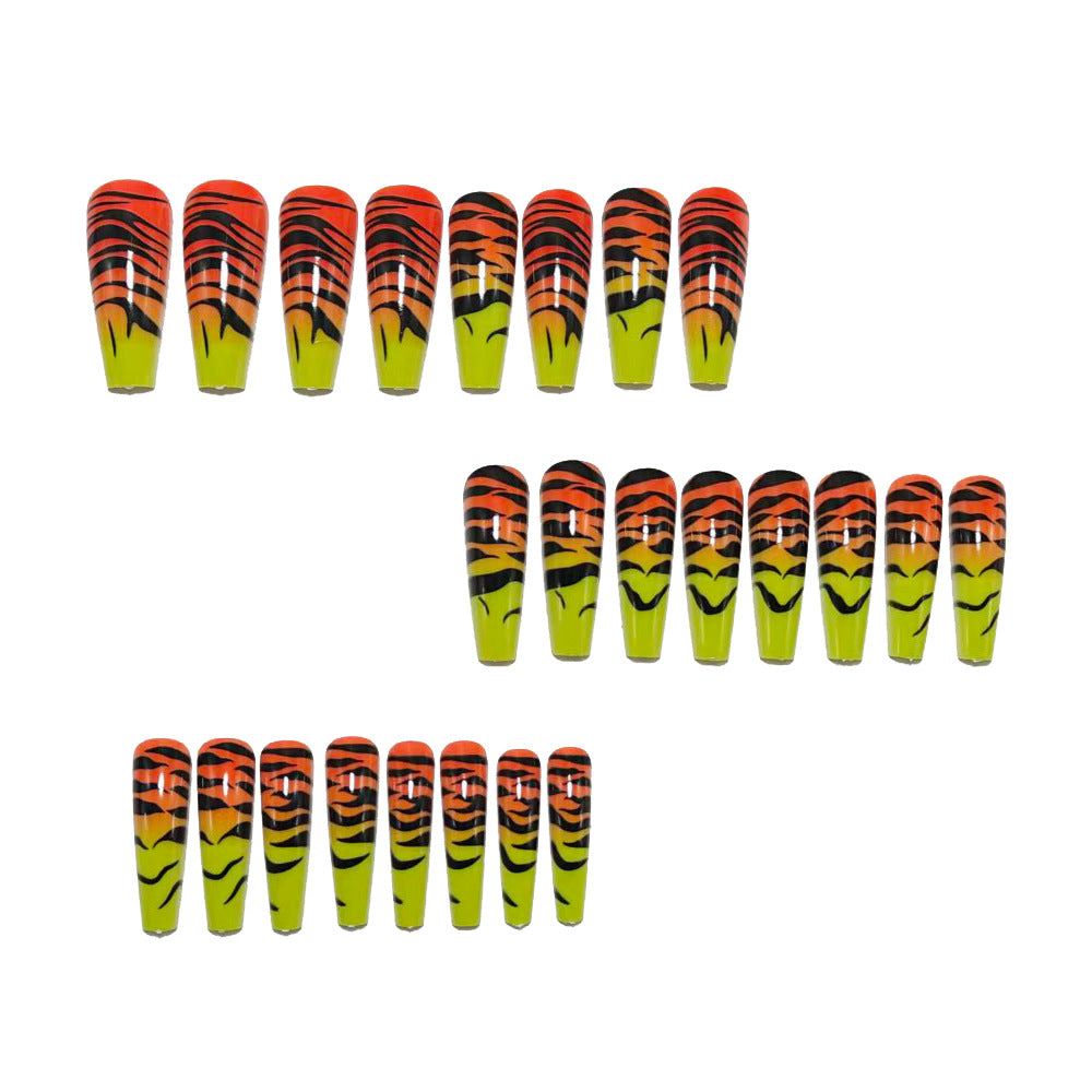 Fashionable Tiger Design Artificial Nails Bowlift