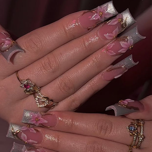Elegant artificial nail set with floral and glitter elements Bowlift