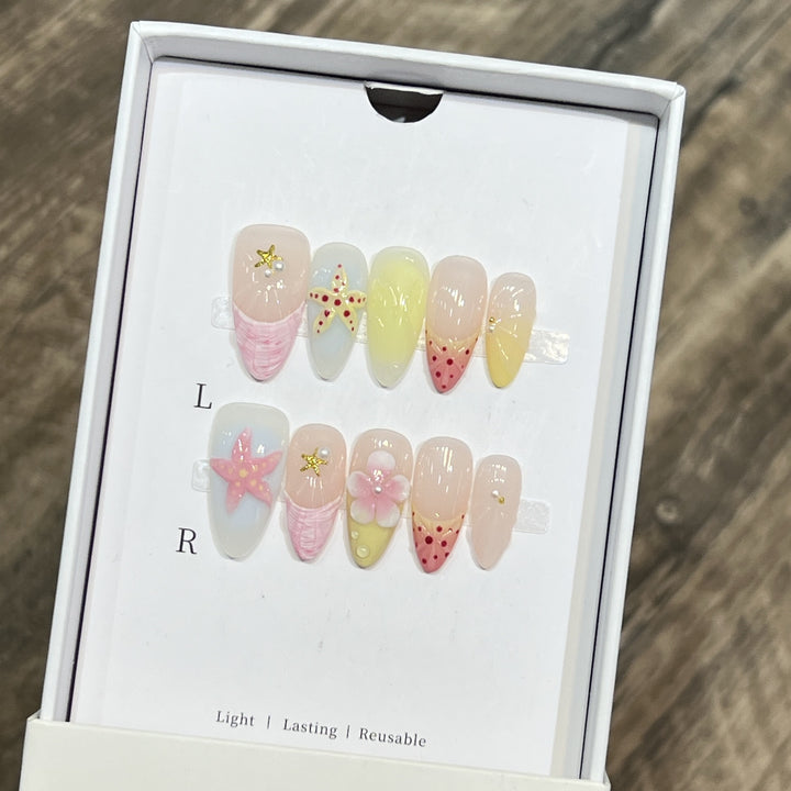 Summer-Inspired Press-On Nail Art Set Bowlift