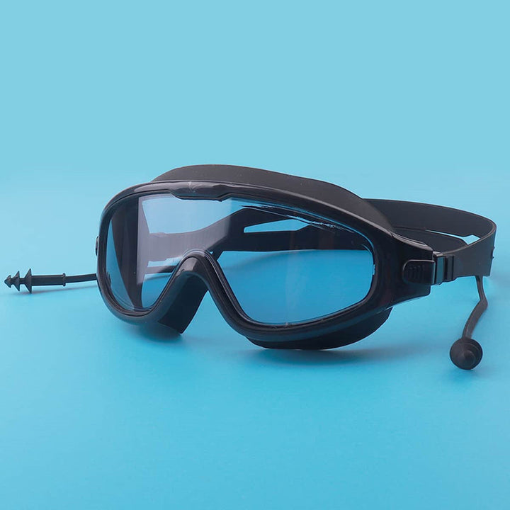 Snorkel mask with comprehensive field of view and comfortable silicone details Bowlift