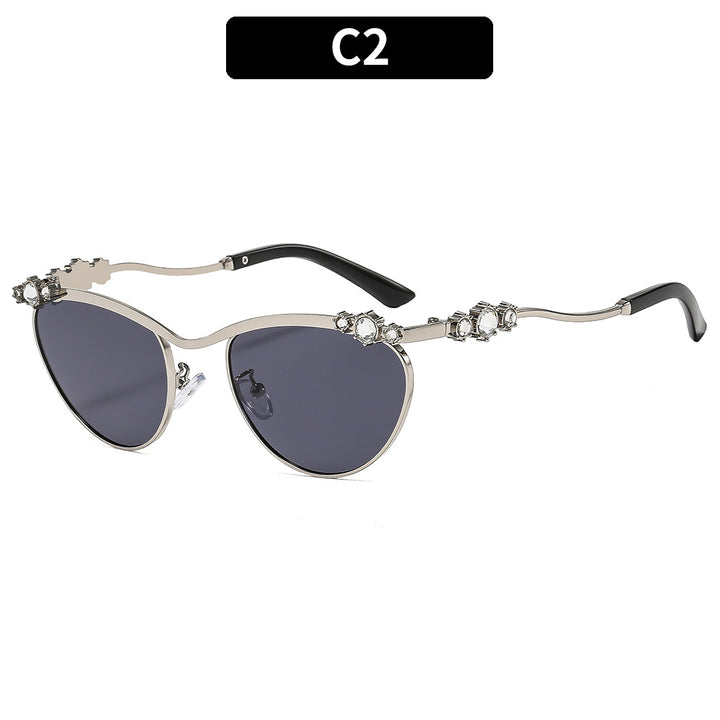 Ladies Designer Sunglasses with Sparkling Details Bowlift