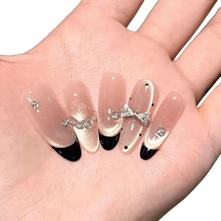 Glamorous Press-On Nail Art Bowlift