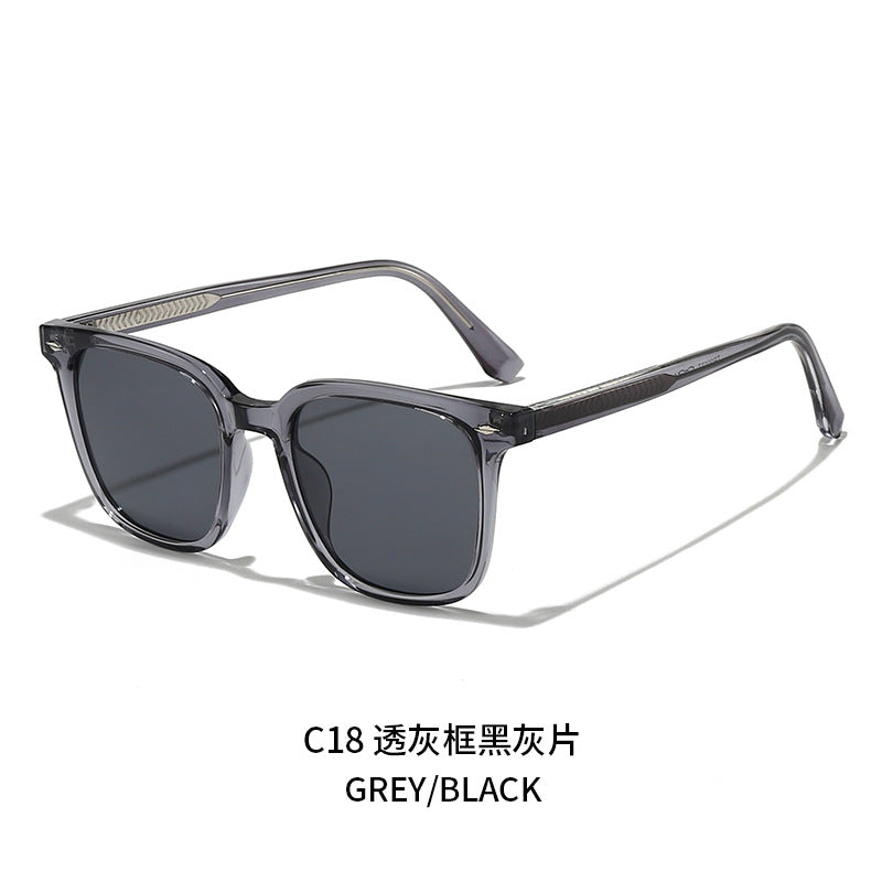 Women stylish sunglasses in elegant tortoise shell design Bowlift