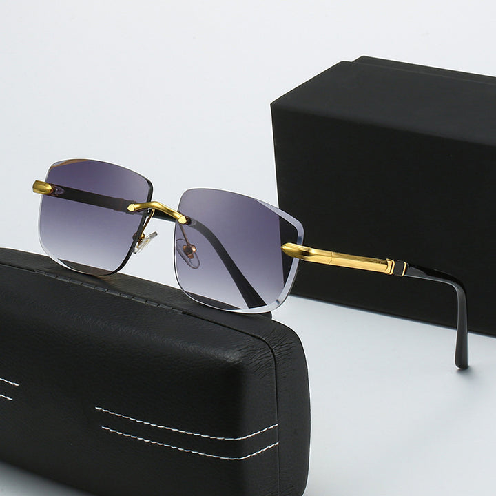 Women's square sunglasses with stylish plastic and metal details Bowlift
