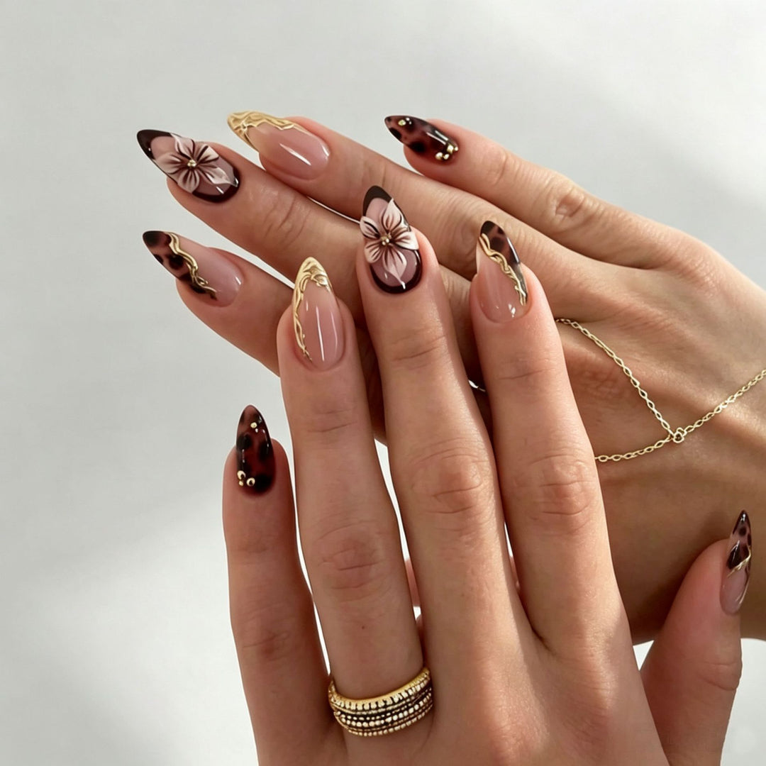 Elegant Press-On Nail Tips with Decorative Bow Bowlift