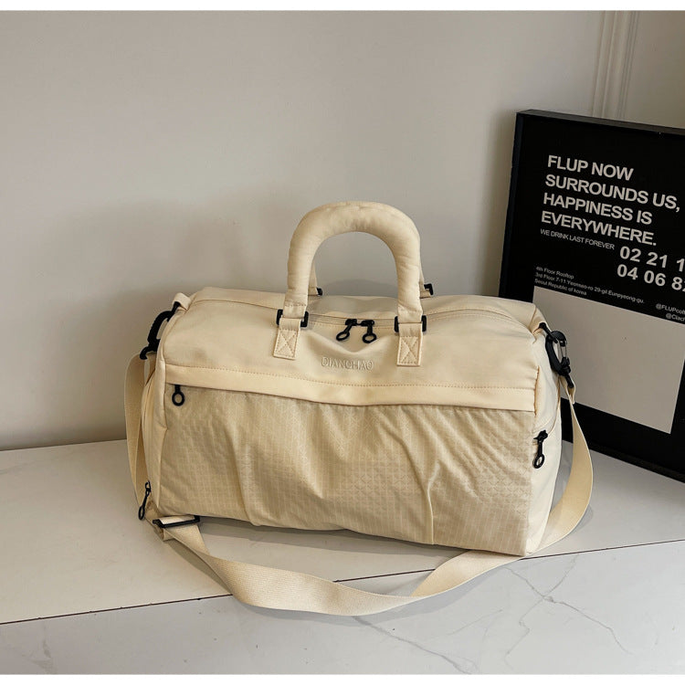 Sporty Travel Bag With Versatile Shopping Options Bowlift