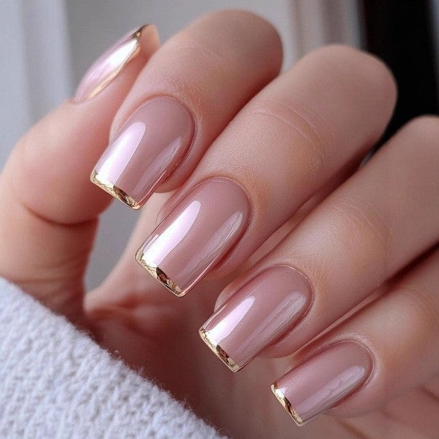 Elegant Artificial Nails with French Manicure and Glitter Effects Bowlift