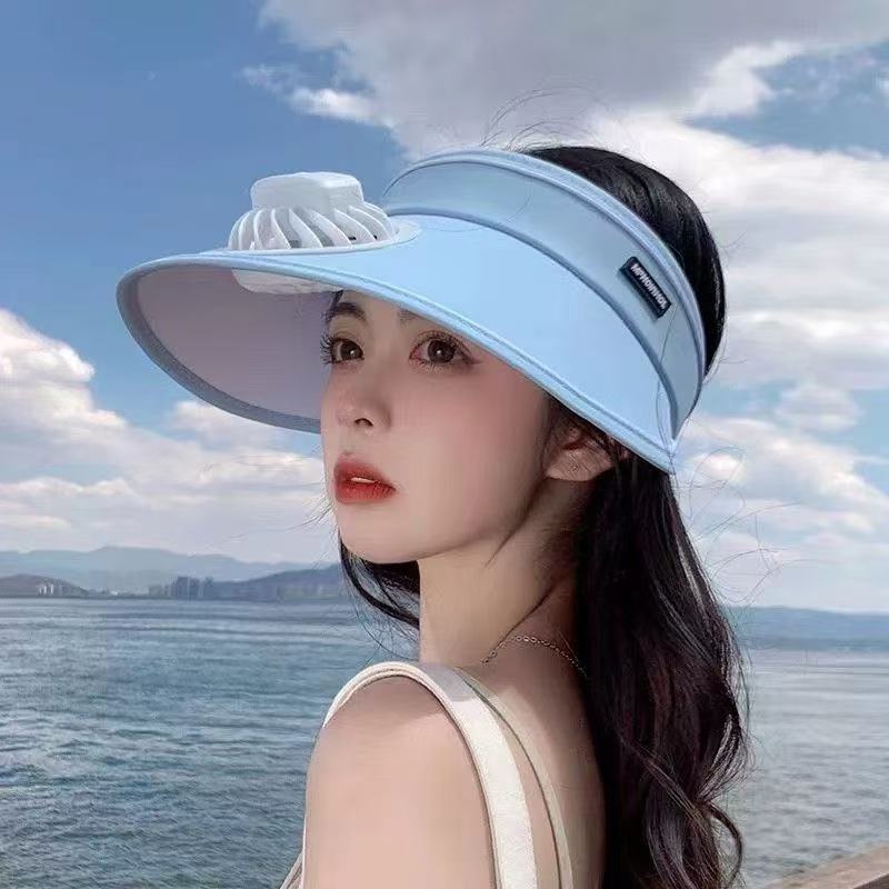 visor with detachable USB fan, adjustable headband and breathable UV protection Bowlift