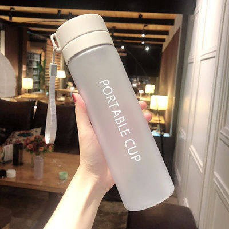 Ladies stylish glass drinking bottle Bowlift