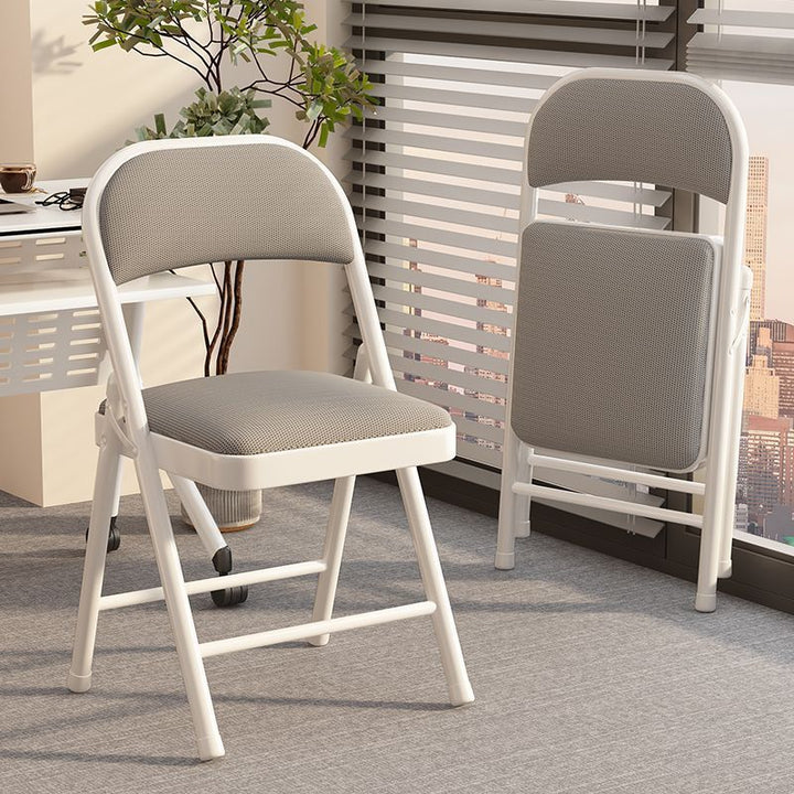 Folding chair with ergonomic design and PU upholstery Bowlift