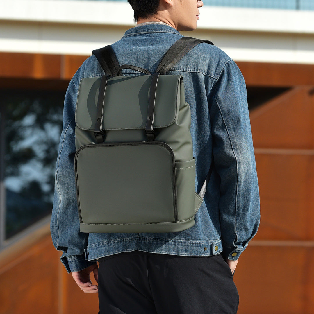 Spacious laptop backpack with adjustable shoulder straps and water-repellent material Bowlift