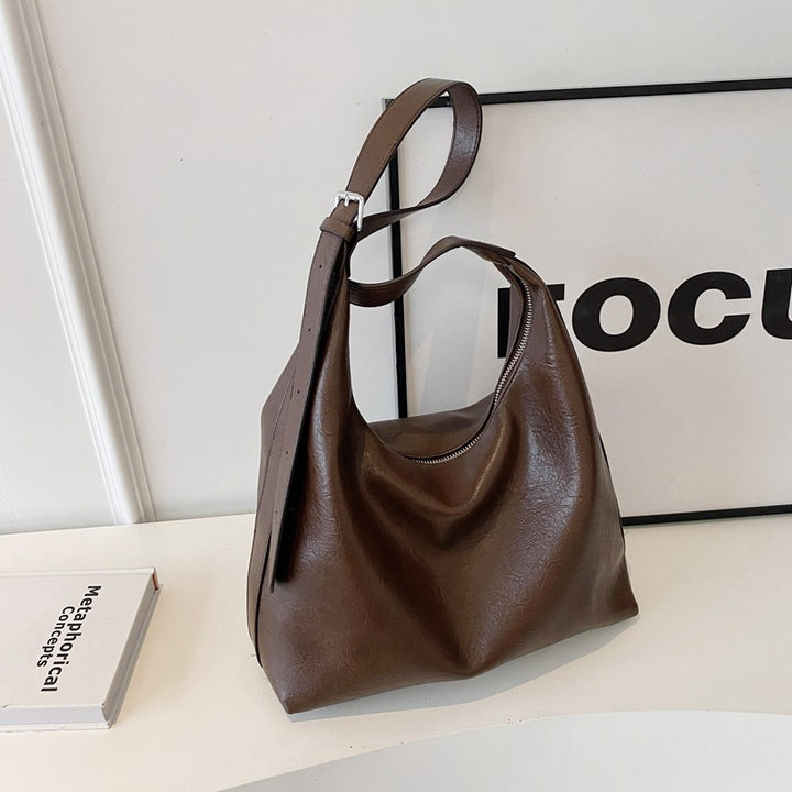 Soft Leather Hobo Handbag Bowlift