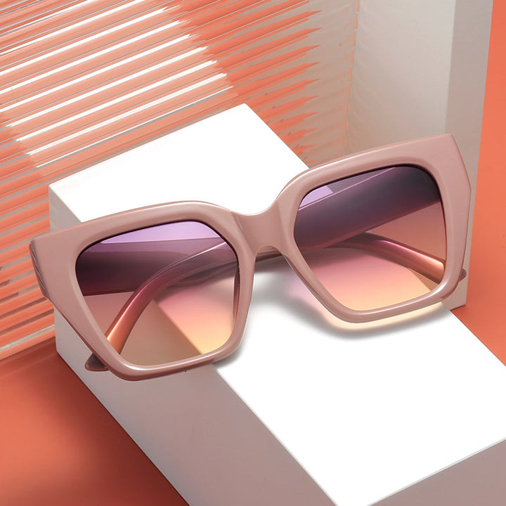 Women's Fashion Oversized Sunglasses with Animal Print Bowlift