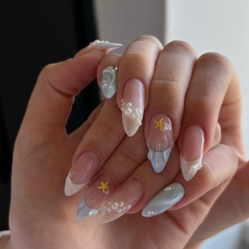 Art nail set with floral and glittering accents Bowlift 1789119191