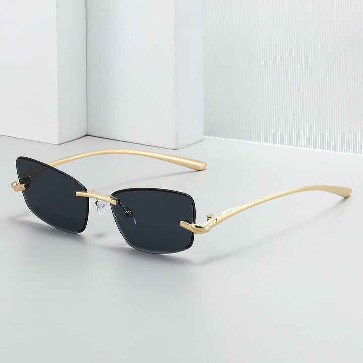 Luxurious Wide-Brim Sunglasses Bowlift