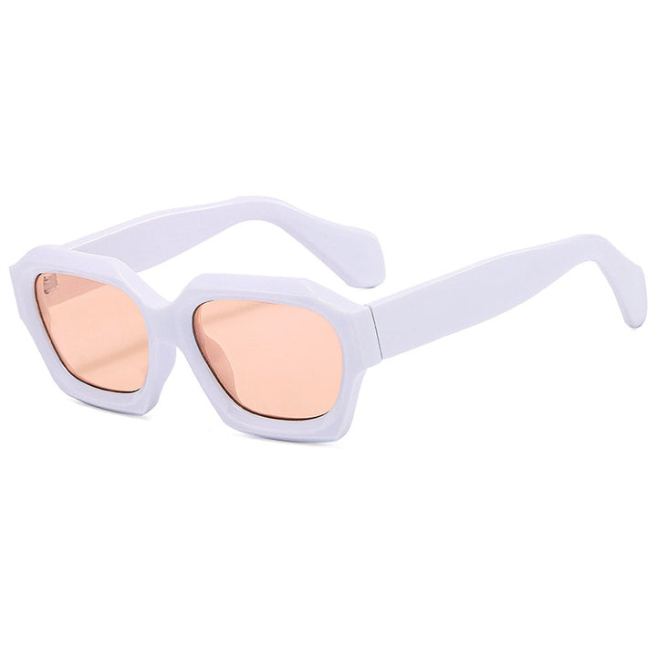 Ladies stylish sunglasses in geometric design Bowlift