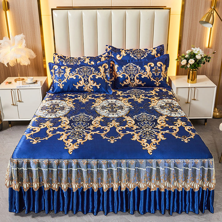 Ladies daybed cover with playful bear motif Bowlift