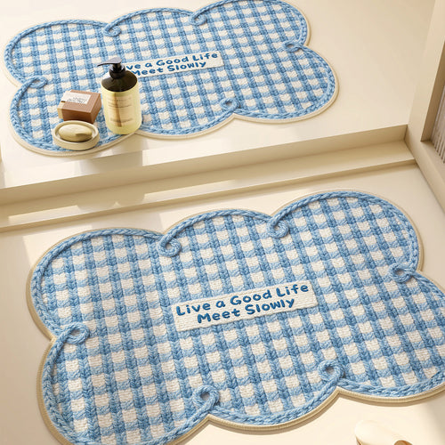 Heart-Patterned Bathroom Mat Bowlift