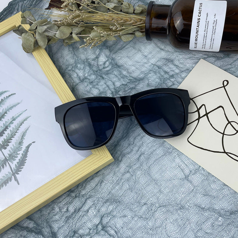 Bold Angular Frame Sunglasses Bowlift