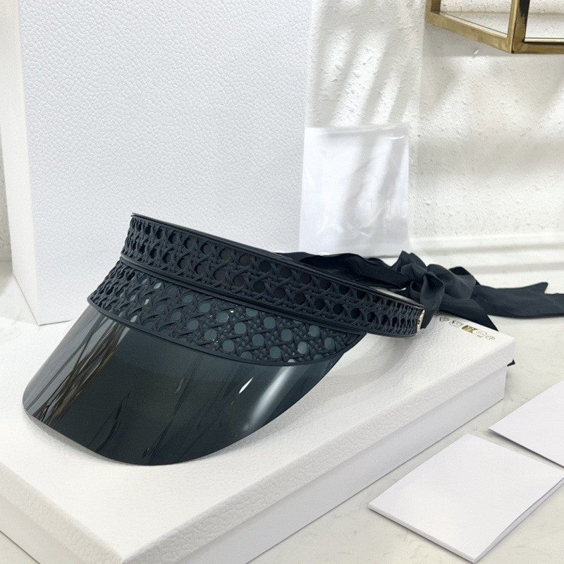 Women's fashionable sunshade with decorative band Bowlift