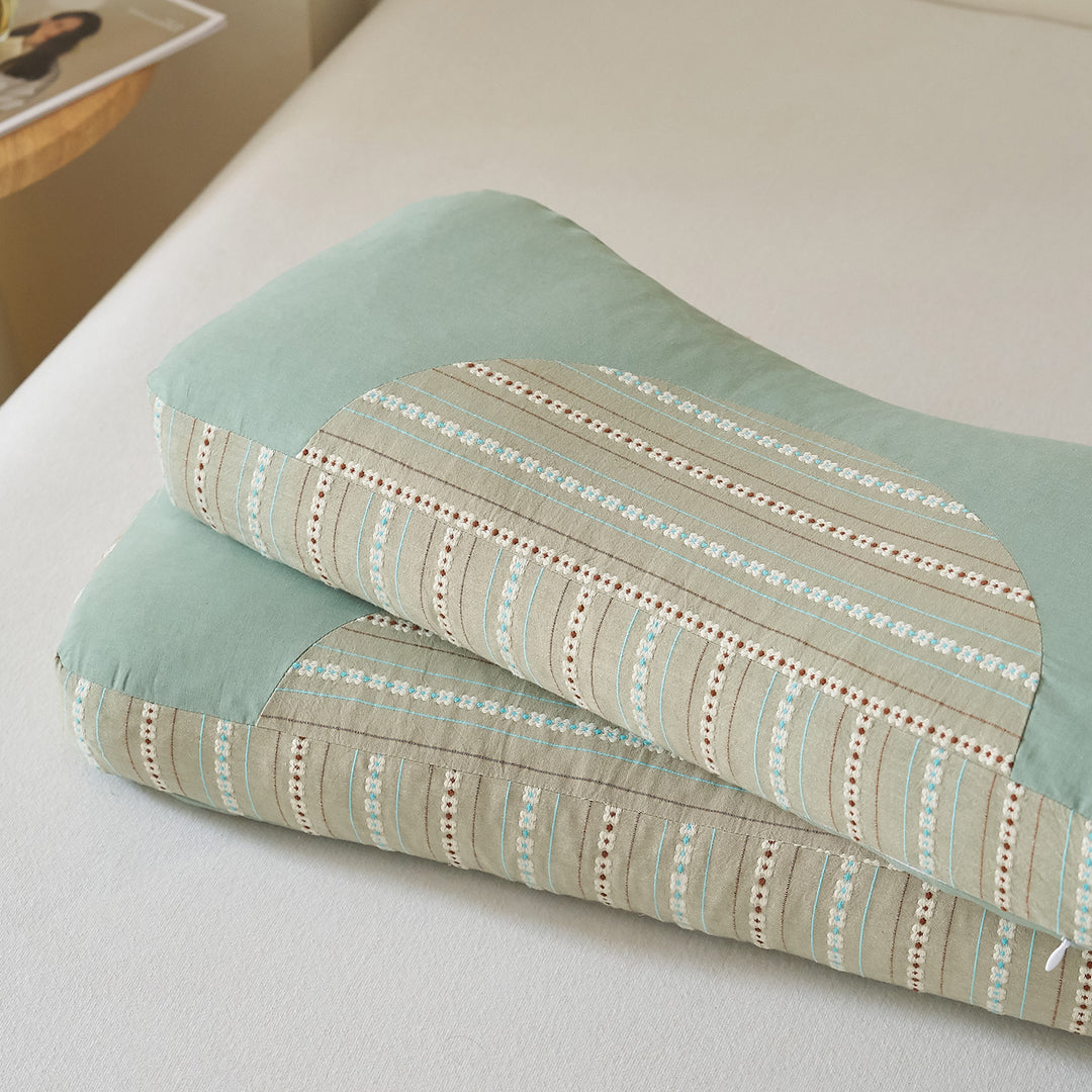 Ergonomic Sleep Pillow with Fine Pattern Structure Bowlift