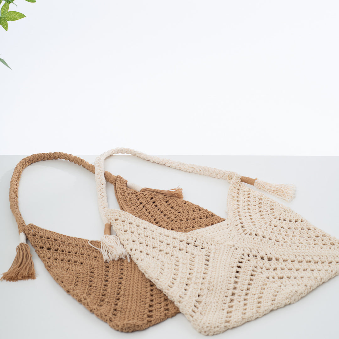 Knotted Beach Bag Bowlift