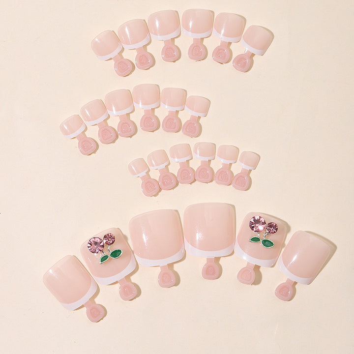 Nail art set with playful floral design Bowlift
