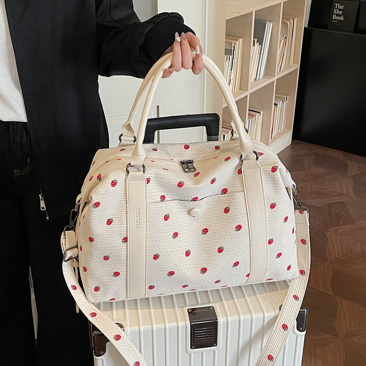 Stylish Quilted Weekend Duffle Bag Bowlift